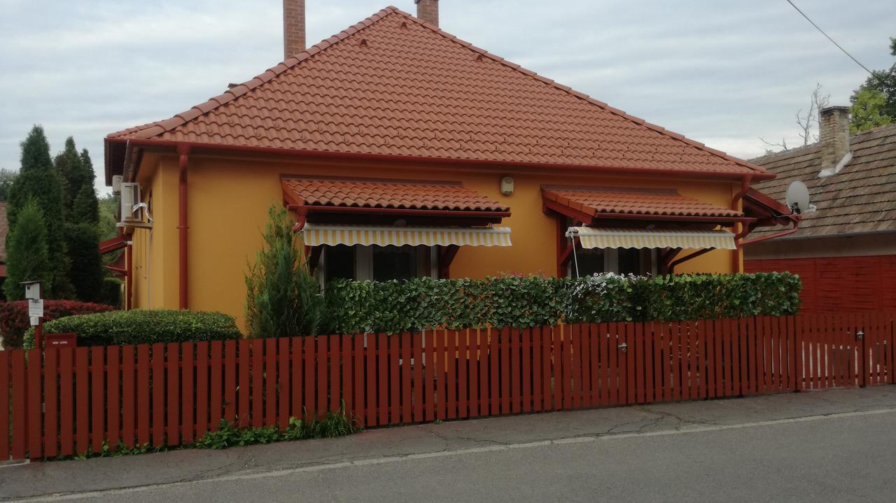 Kéri Vendégház Mosonmagyaróvár Kültér fotó